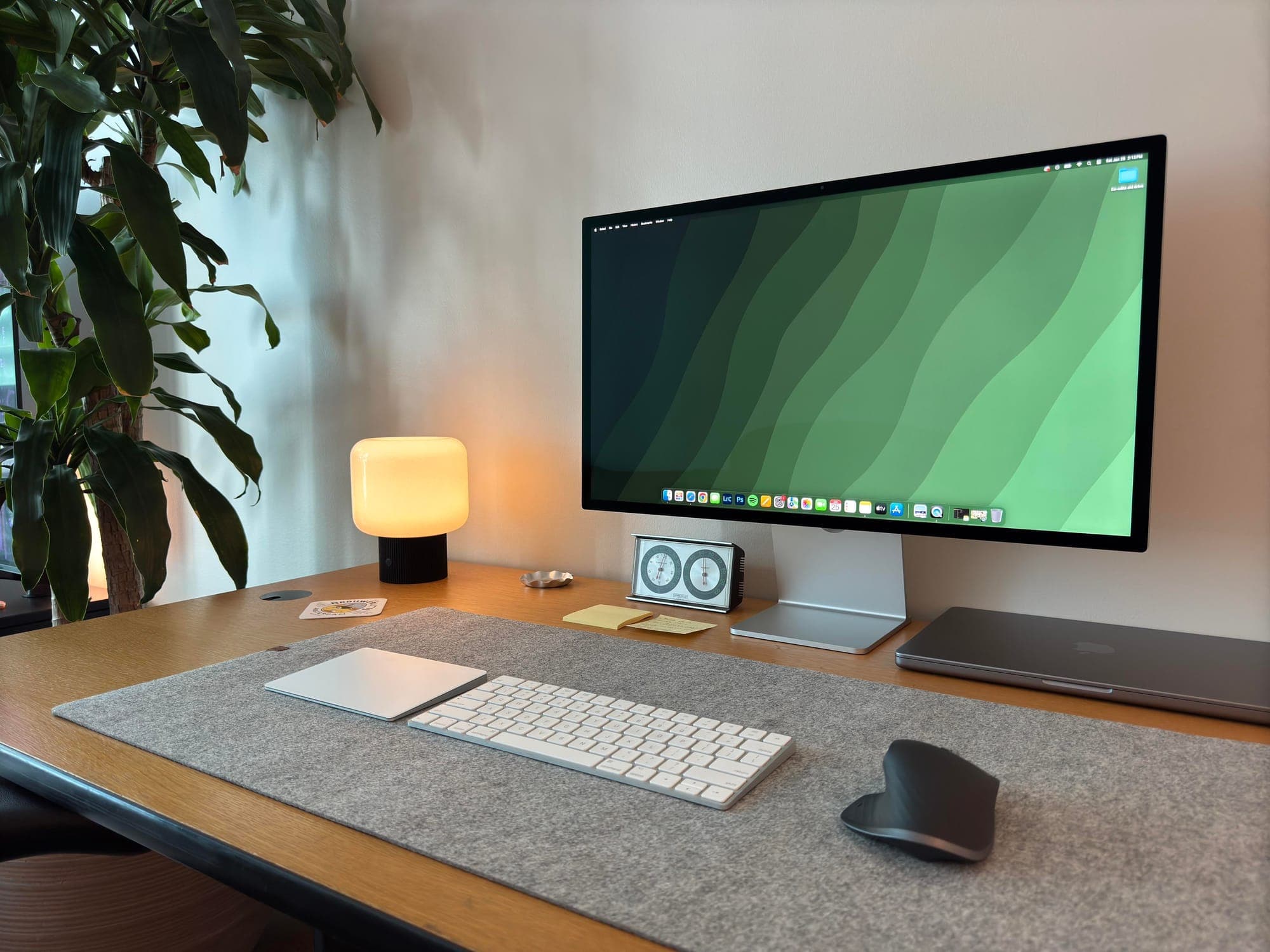 Minimal Photographer Workspace in Tampa, Florida - Remote Work Setup